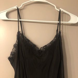 Anthropologie Eloise Black Slip Size Small